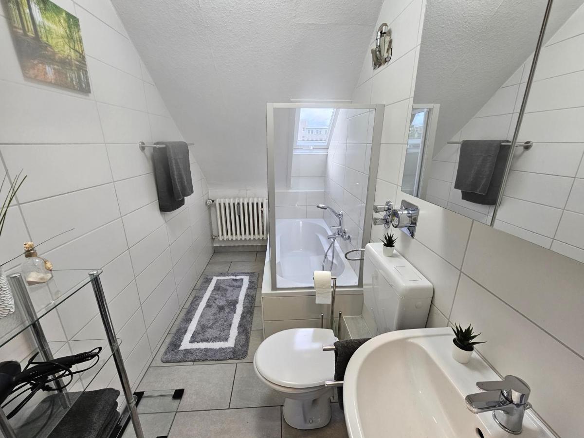 Exklusives Und Helles Dachgeschoss-Apartment No 3 Im Zentrum Von Kassel, Schnelles 1Gbit Internet, Geschirrspueler, Boxspringbetten Eksteriør bilde