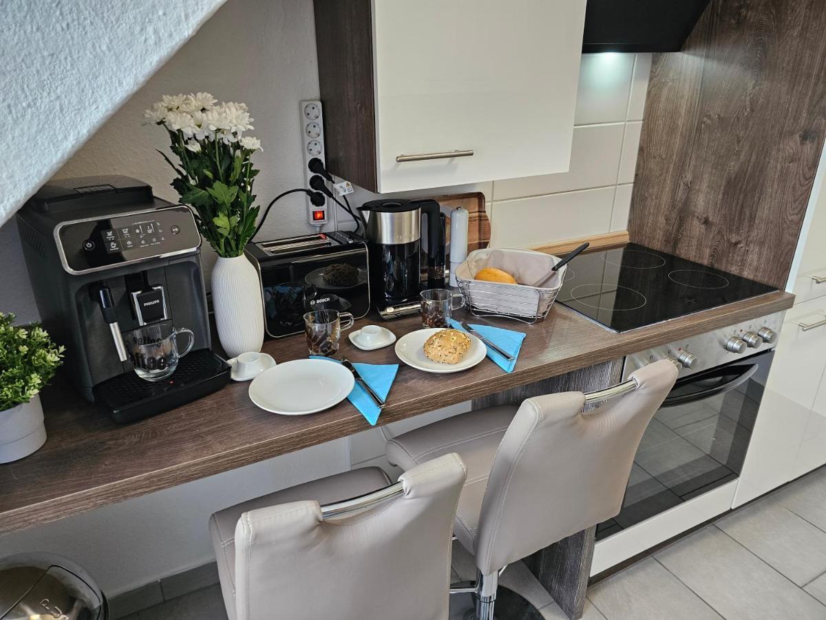 Exklusives Und Helles Dachgeschoss-Apartment No 3 Im Zentrum Von Kassel, Schnelles 1Gbit Internet, Geschirrspueler, Boxspringbetten Eksteriør bilde